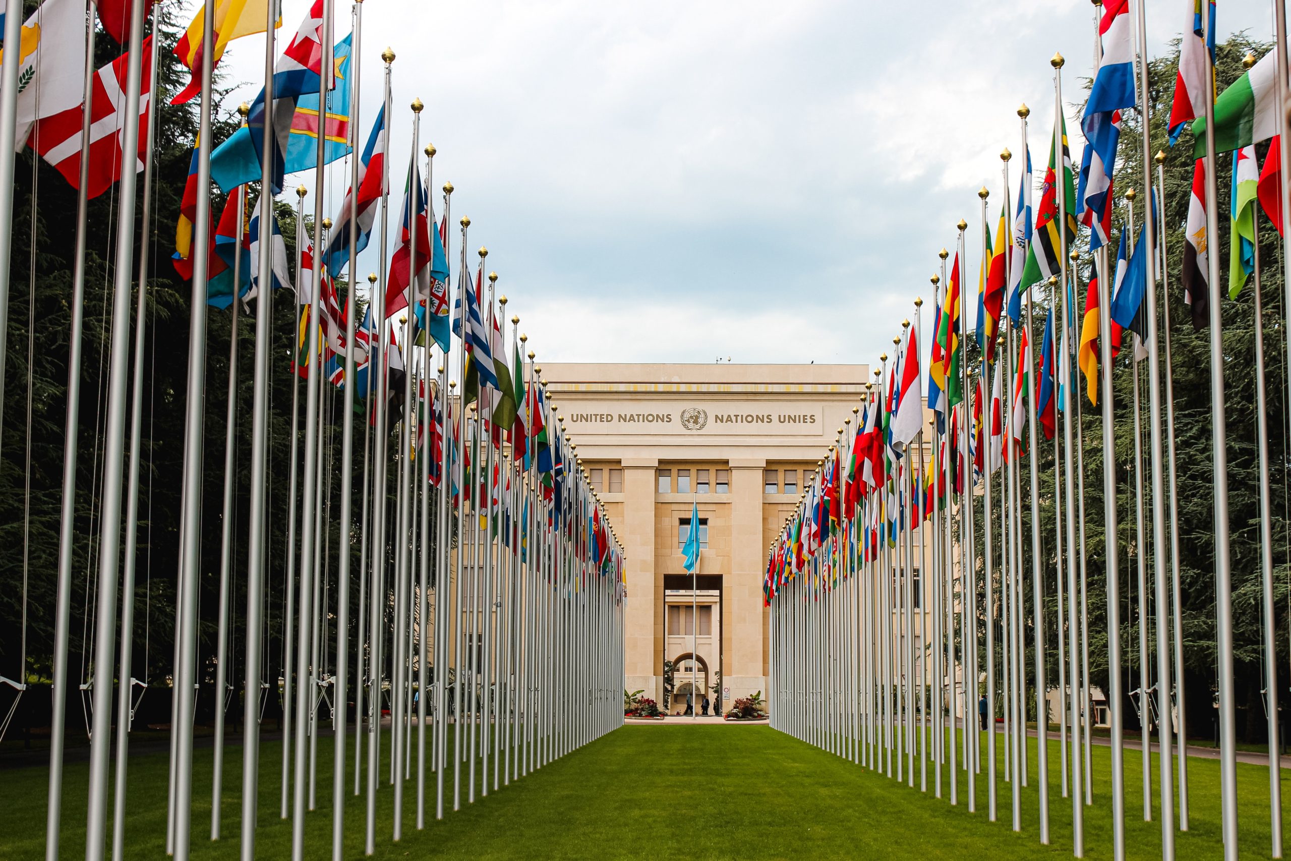 Country flags leading up to UN building
